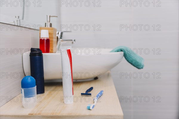 Side view sink