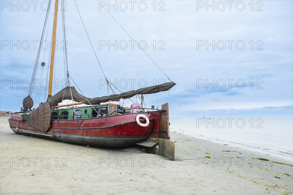 Beach with boats at West on the North Sea island of Terschelling