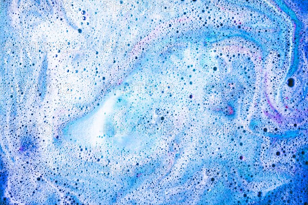 Blue white dissolve bath bomb water