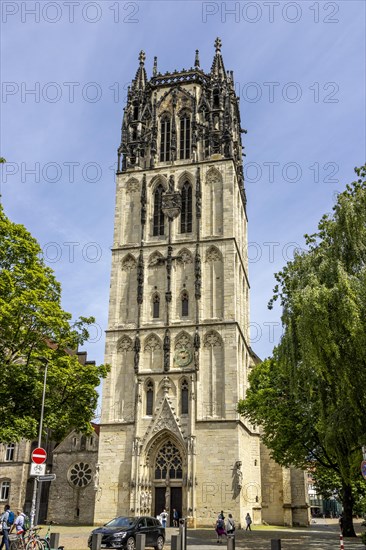 Gothic church Liebfrauen-Ueberwasserkirche at Ueberwasserkirchplatz