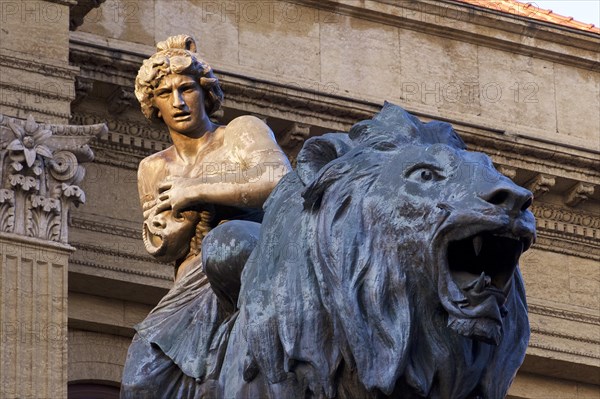 Lion Statue