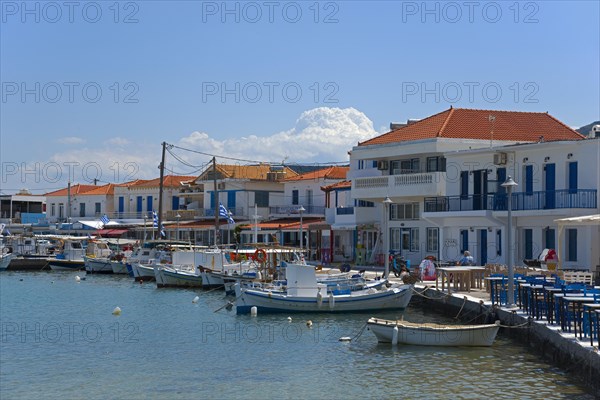 Ships in the harbour