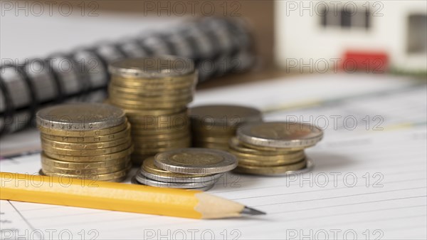 Bunch coins paper arrangement