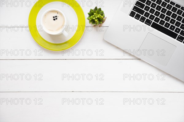 Minimalist desk concept