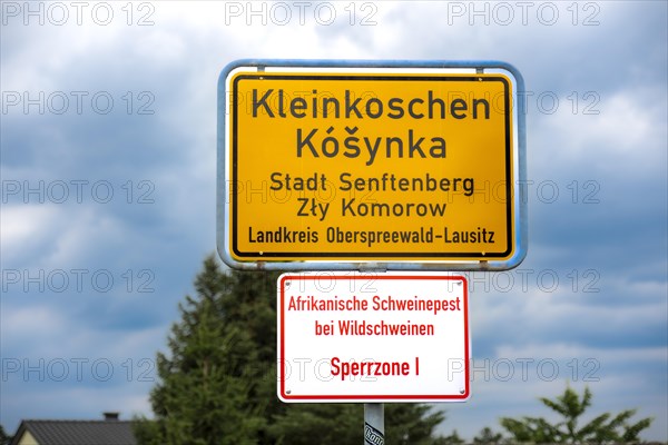Place-name sign at the Senftenberg district of Kleinkoschen