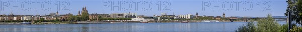 Panoramic photo of the Rhine with Mainz and Theodor Heuss Bridge