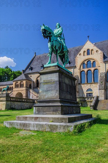 Imperial Palace with the equestrian statue of Emperor Barbarossa