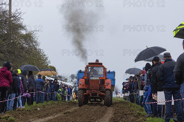 Tractor Pulling