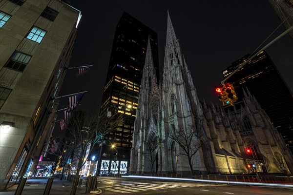 Fifth Avenue at the St Patrick's Cathedral