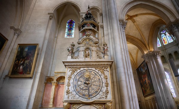 Interior view of Saint-Jean Cathedral