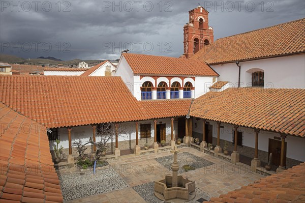 Museo & Convento de Santa Teresa