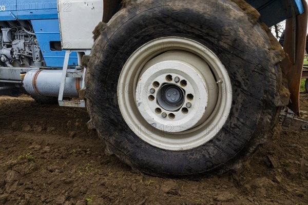 Tractor Pulling