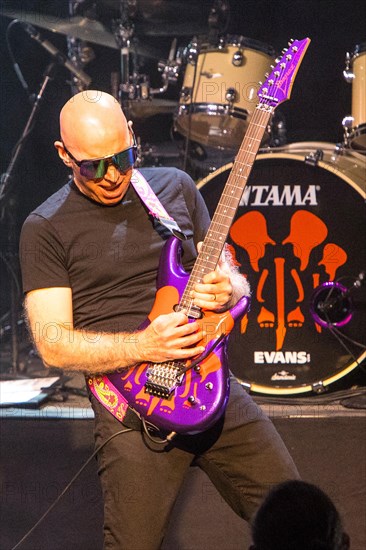 Joe Satriani live on stage