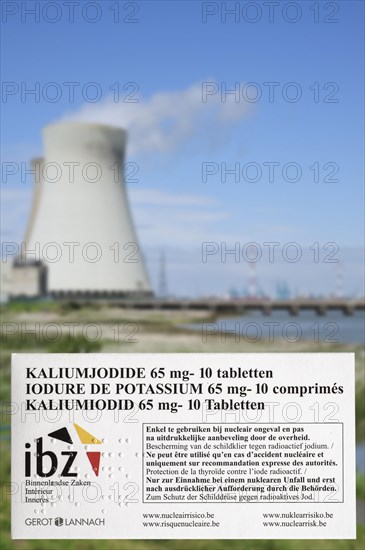 Doel nuclear power plant and iodide tablets to protect Belgian residents from radioactive fall-out in the event of an accident or leak in Belgium