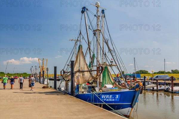 Sielhafen with crab cutters