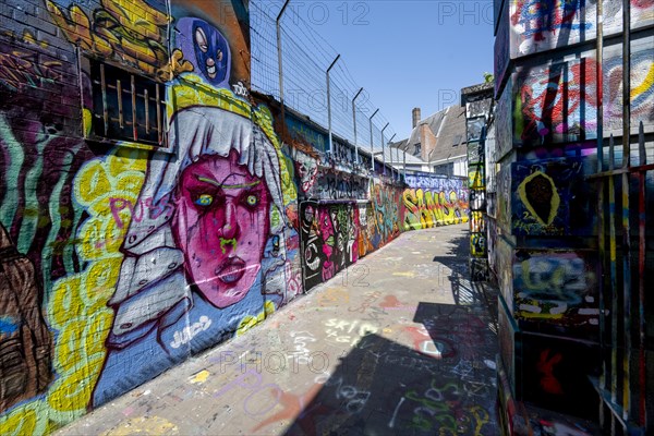 Graffiti alley in Ghent