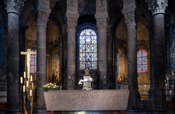 Interior view of altar and choir apse