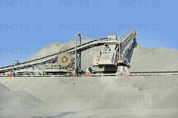 Conveyer belt at porphyry quarry
