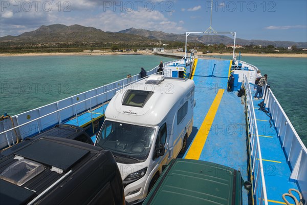 Ferry from Pounta to Elafonissos