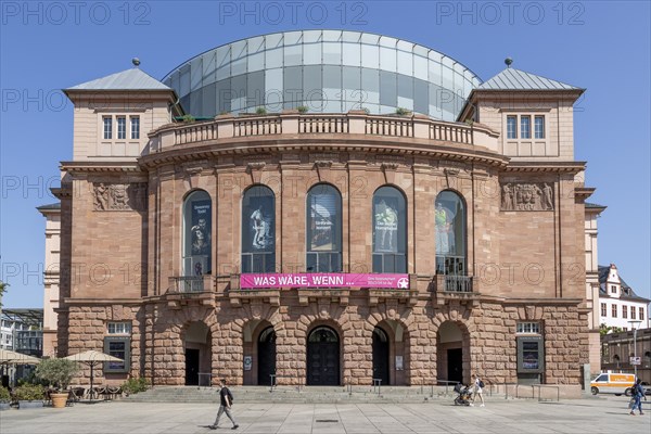 Building of the Mainz State Theatre