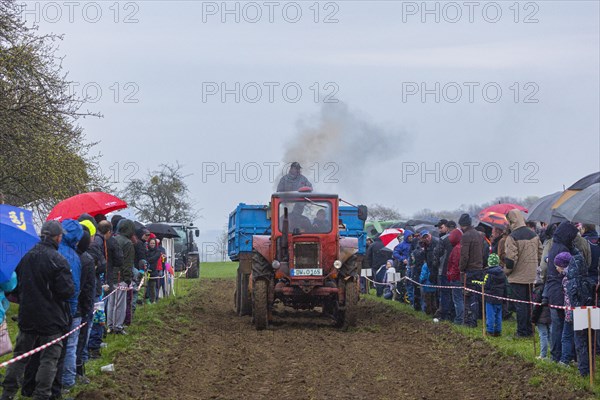 Tractor Pulling