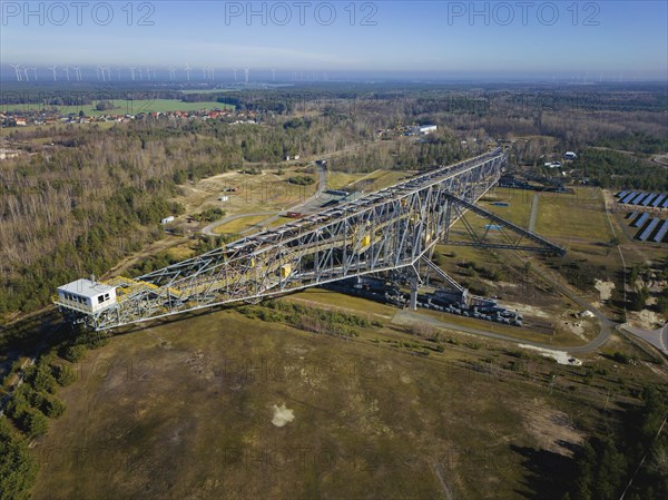F60 conveyor bridge