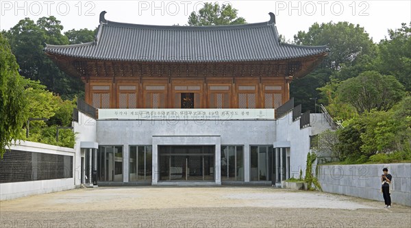 Temple in May 18th Memorial Park