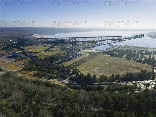 F60 conveyor bridge