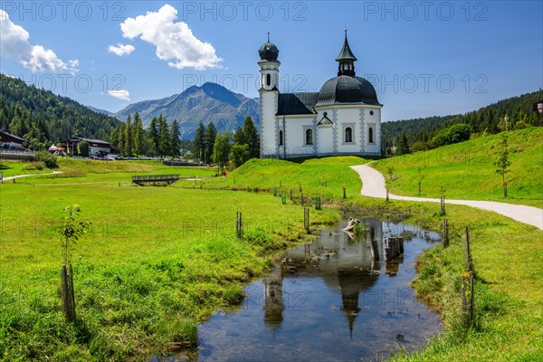 Seekirchl on the high plateau with Hocheder 2796m