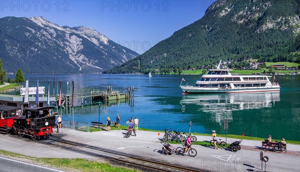 Seespitz stop with the historic steam rack railway