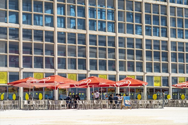 Restaurants on the beach of Matosinhos near Porto