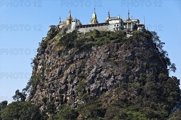 Temple Mont Popa