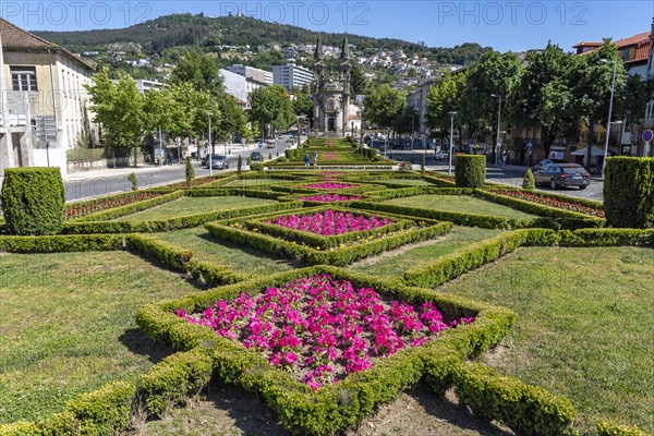 The Largo do Brasil square and the baroque church Igreja dos Santos Passos