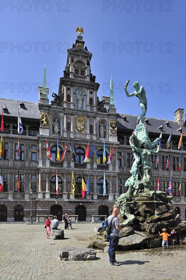 Antwerp City Hall and the statue of Brabo at the Grote Markt