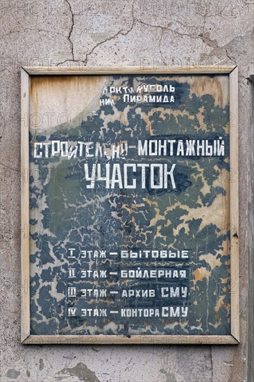 Notice board at Pyramiden