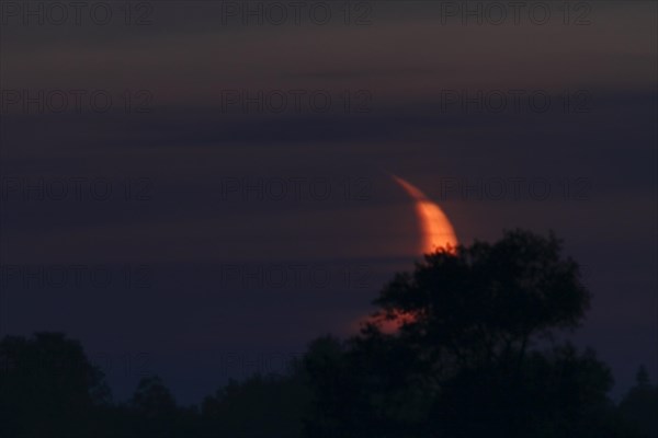 Moonset on the Weser