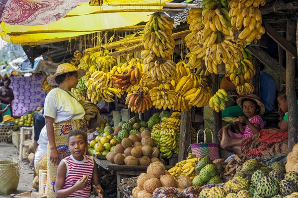 Market with fruit