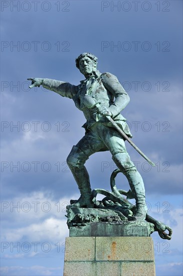 Statue of the French corsair Robert Surcouf by Alfred Caravaniez at Saint-Malo