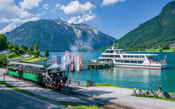 Seespitz stop with the historic steam rack railway