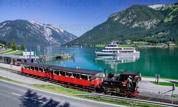 Seespitz stop with the historic steam rack railway