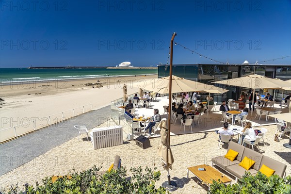 Restaurant Vagas on the beach of Matosinhos near Porto