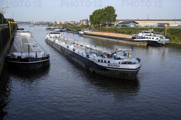 Ships on the Rhine-Herne Canal