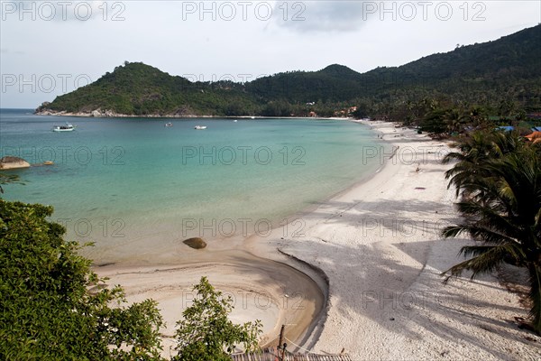 Thongnaipan Beach