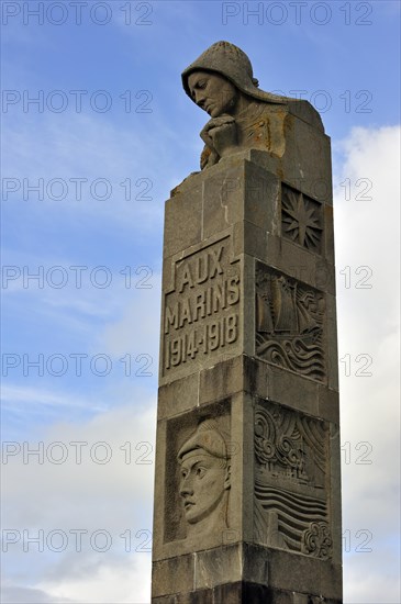 Monument in honour of the the sailors who died during the 1914-1918 war at the Pointe Saint-Mathieu