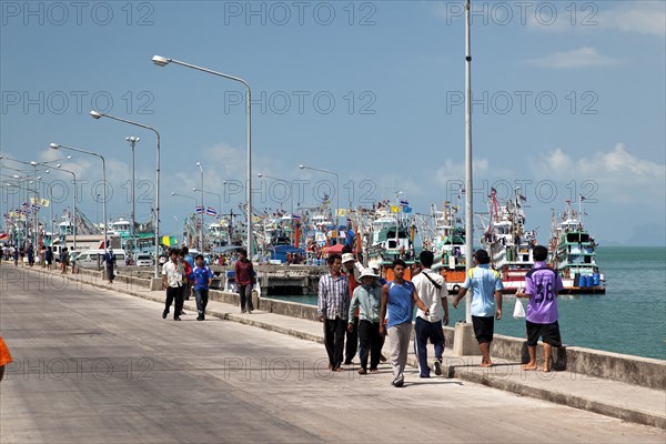 People at the fishing harbour