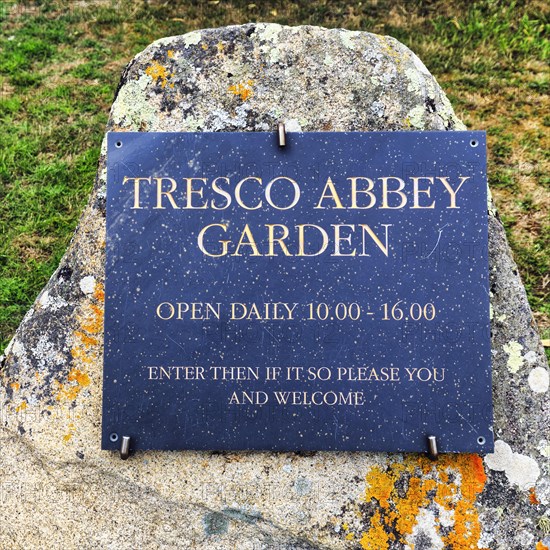 Welcome sign in front of garden