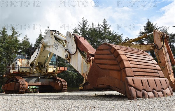Excavator bucket of a large chain excavator