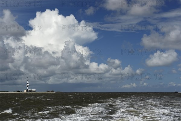 Radar tower on the island of Minsener Oog