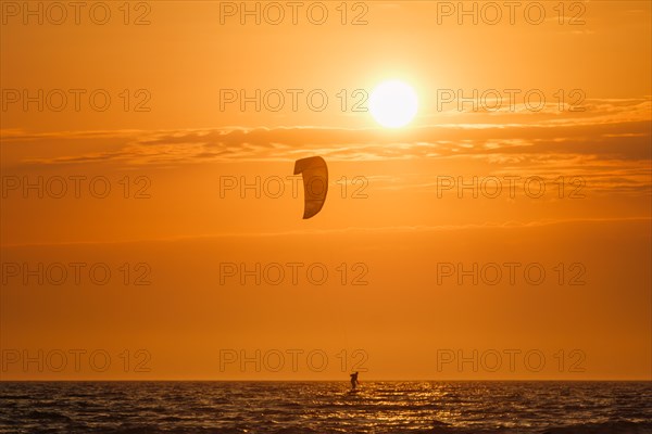 Foiling kiteboarding kitesurfing kiteboarder