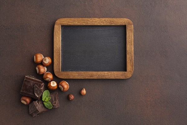 Empty frame with chestnuts